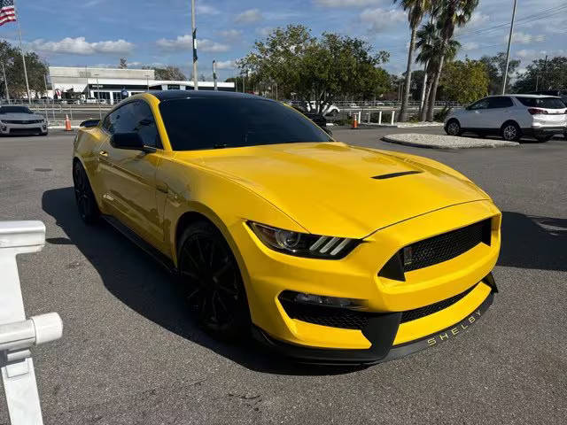 2016 Ford Mustang Shelby GT350 RWD photo