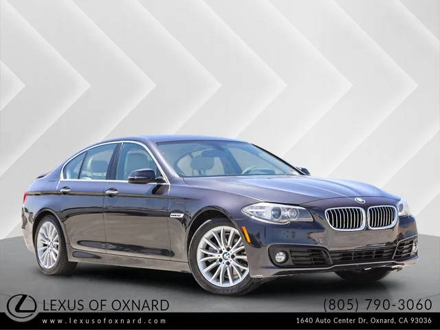 2015 BMW 5 Series 528i RWD photo