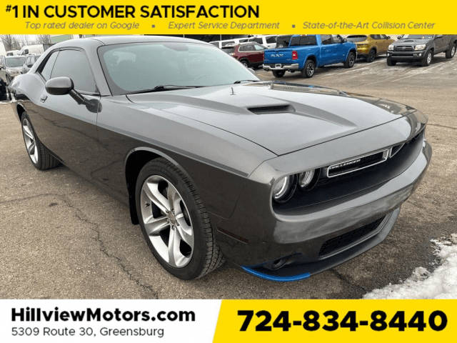 2015 Dodge Challenger SXT RWD photo