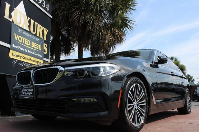 2018 BMW 5 Series 530i xDrive AWD photo