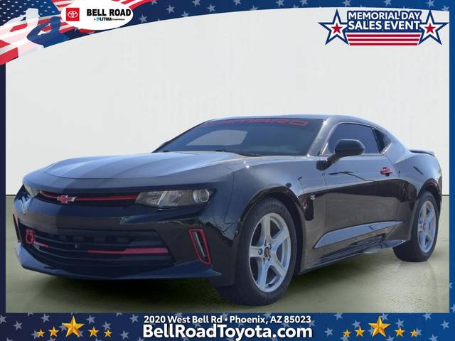 2018 Chevrolet Camaro 1LT RWD photo