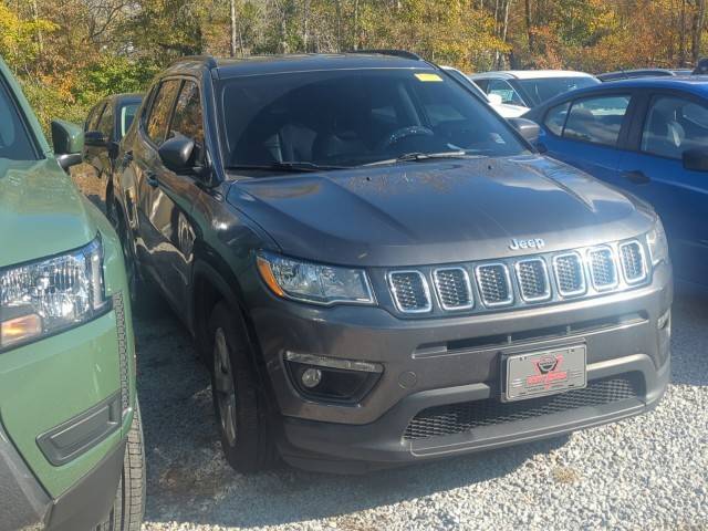 2018 Jeep Compass Latitude FWD photo