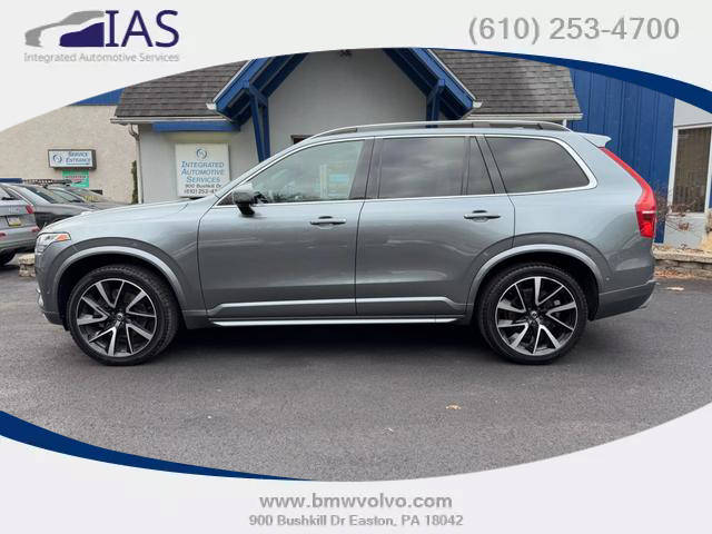 2018 Volvo XC90 Momentum AWD photo