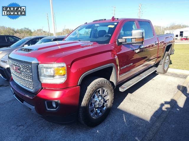 2018 GMC Sierra 2500HD Denali 4WD photo