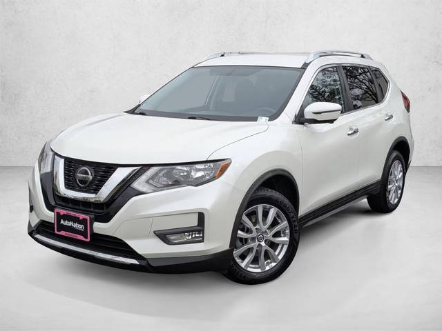 2018 Nissan Rogue SV FWD photo