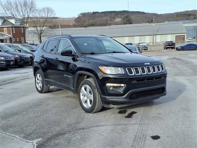 2018 Jeep Compass Latitude 4WD photo