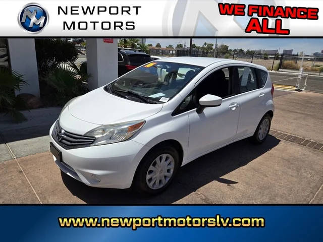 2016 Nissan Versa Note SV FWD photo