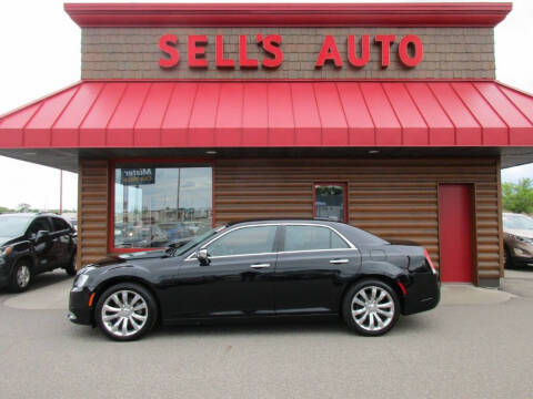 2018 Chrysler 300 Limited RWD photo