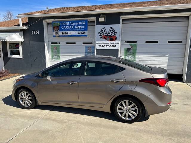 2015 Hyundai Elantra SE FWD photo