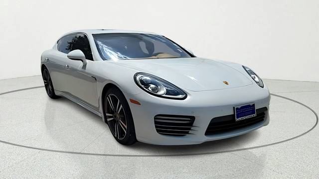 2015 Porsche Panamera Turbo Executive AWD photo