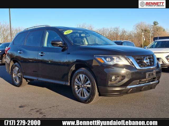 2018 Nissan Pathfinder SV 4WD photo