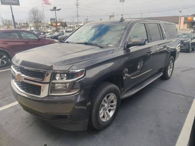 2018 Chevrolet Suburban LT RWD photo