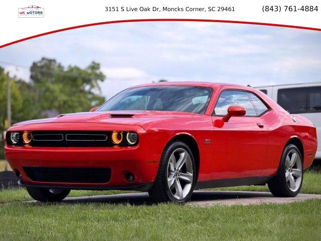 2017 Dodge Challenger R/T RWD photo