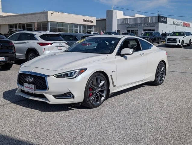 2018 Infiniti Q60 RED SPORT 400 AWD photo