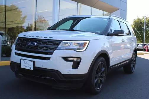 2018 Ford Explorer XLT 4WD photo