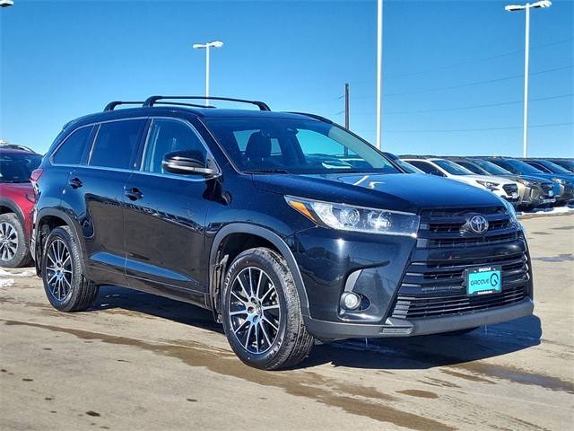 2018 Toyota Highlander SE AWD photo