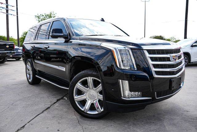 2018 Cadillac Escalade Luxury RWD photo
