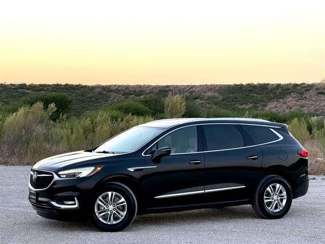 2018 Buick Enclave Essence FWD photo