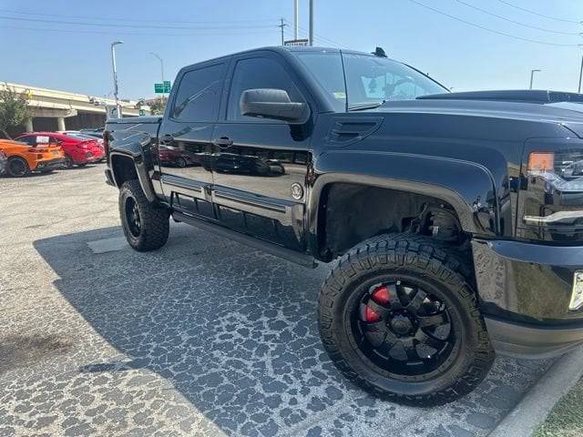 2018 Chevrolet Silverado 1500 LTZ 4WD photo