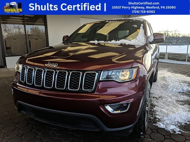 2018 Jeep Grand Cherokee Laredo E 4WD photo