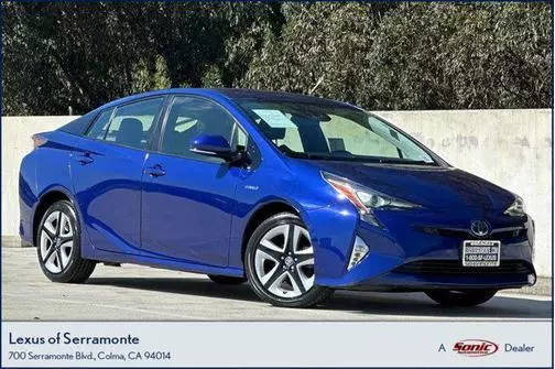 2018 Toyota Prius Three Touring FWD photo