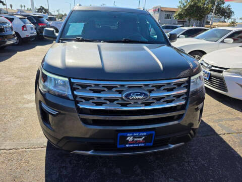 2018 Ford Explorer XLT FWD photo