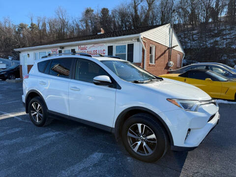 2018 Toyota RAV4 XLE AWD photo