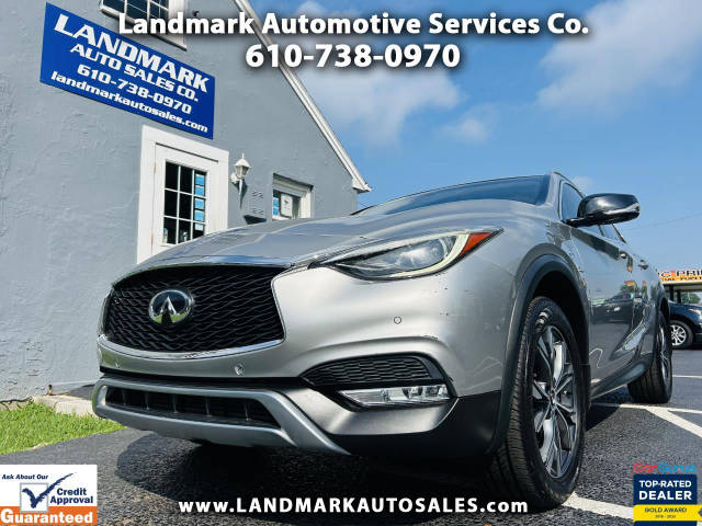 2018 Infiniti QX30 ESSENTIAL AWD photo