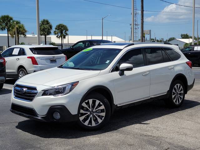 2018 Subaru Outback Touring AWD photo