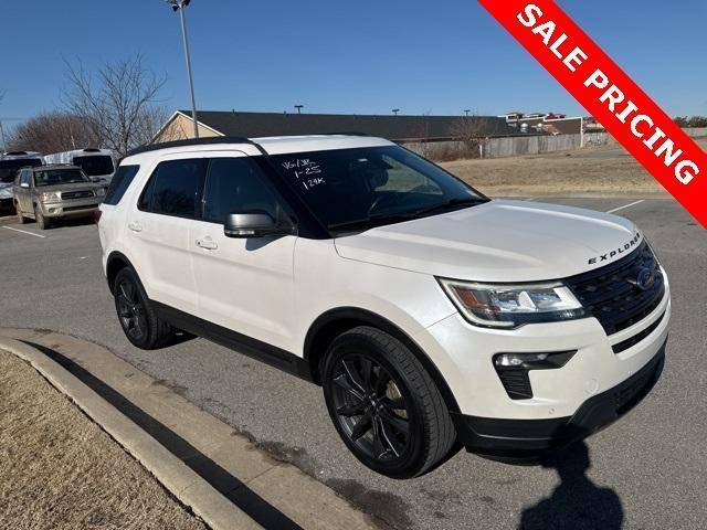 2018 Ford Explorer XLT 4WD photo