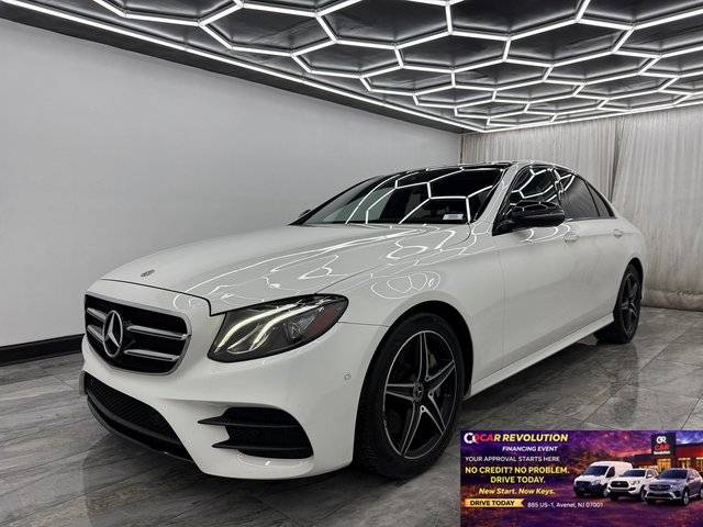 2018 Mercedes-Benz E-Class E 300 AWD photo