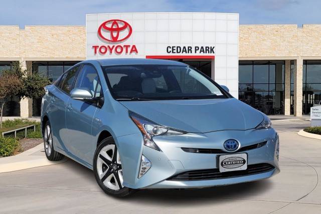 2018 Toyota Prius Four Touring FWD photo