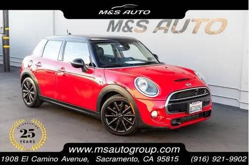 2019 MINI Hardtop 4 Door Cooper S FWD photo