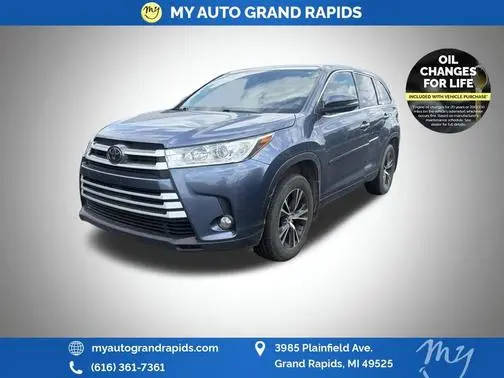 2018 Toyota Highlander LE Plus AWD photo