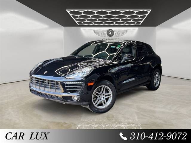 2018 Porsche Macan AWD photo