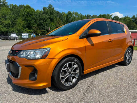 2018 Chevrolet Sonic LT FWD photo