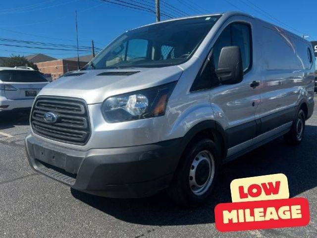 2018 Ford Transit Van  RWD photo