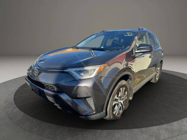 2018 Toyota RAV4 LE AWD photo