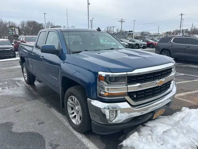 2018 Chevrolet Silverado 1500 LT 4WD photo