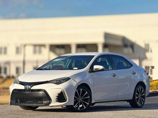 2018 Toyota Corolla SE FWD photo