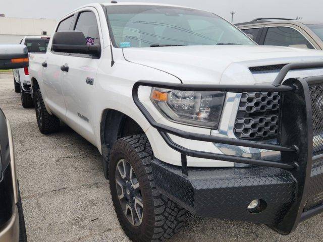 2018 Toyota Tundra SR5 4WD photo