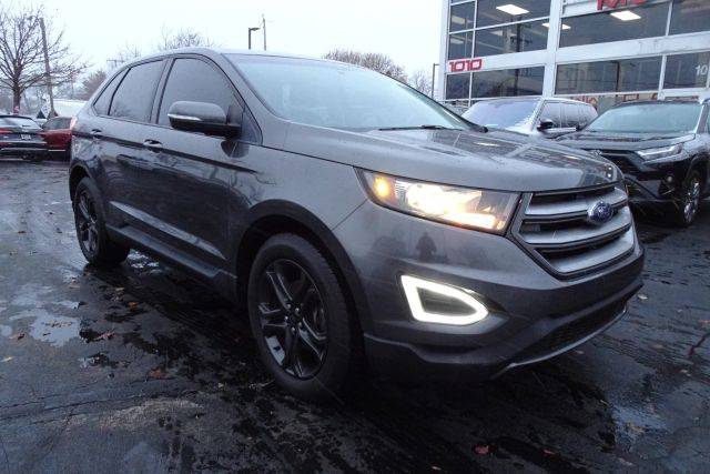 2018 Ford Edge SEL FWD photo