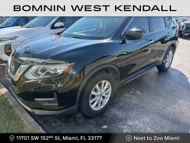 2018 Nissan Rogue SV FWD photo