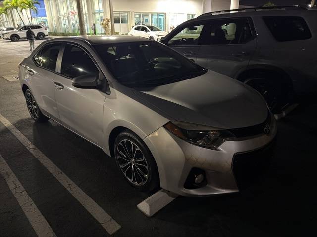 2015 Toyota Corolla LE FWD photo