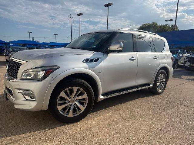 2017 Infiniti QX80 RWD photo