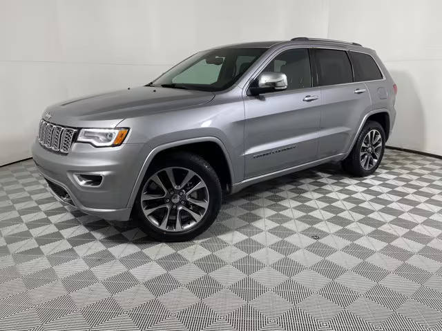 2018 Jeep Grand Cherokee Overland RWD photo