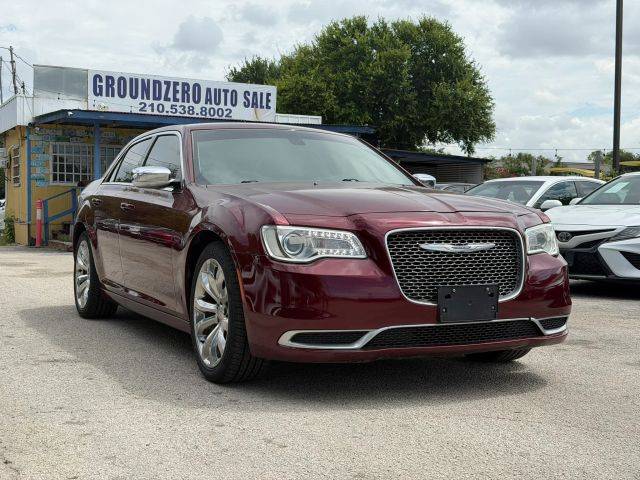 2018 Chrysler 300 Touring RWD photo