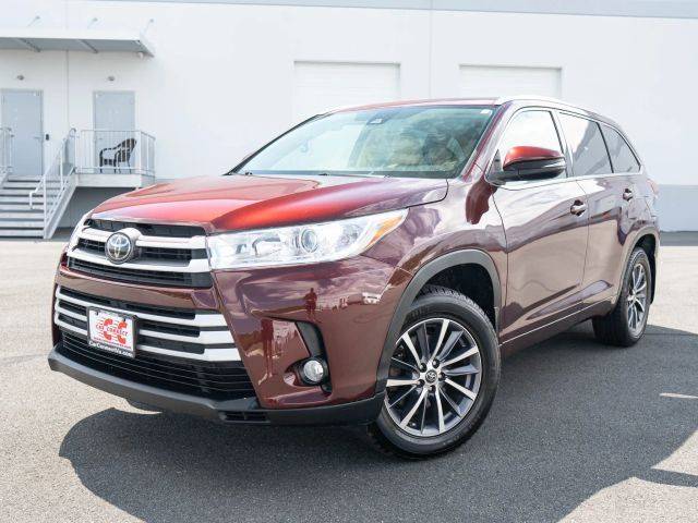 2018 Toyota Highlander XLE AWD photo