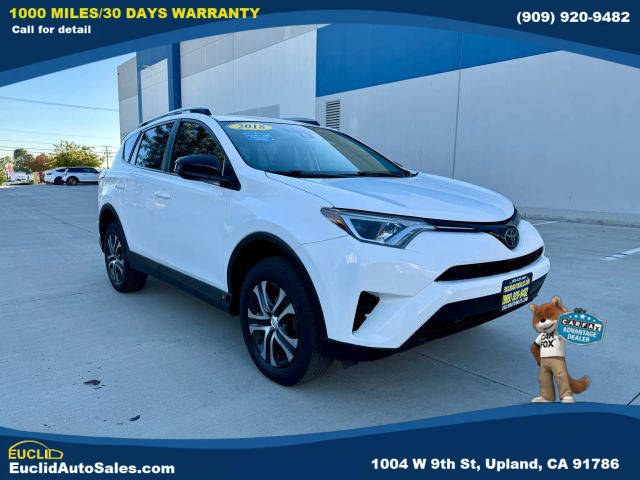 2018 Toyota RAV4 LE FWD photo