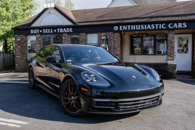 2018 Porsche Panamera 4 AWD photo